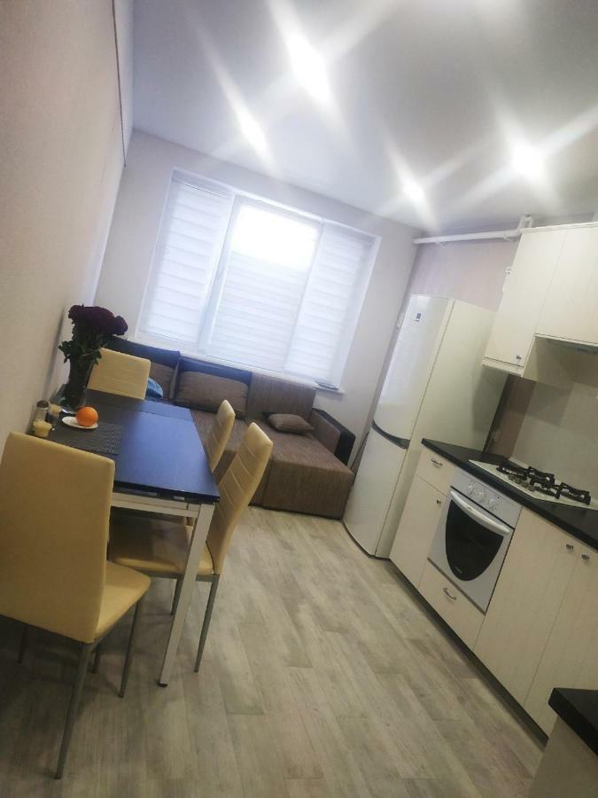 Семицвіт Apartment ลวีฟ ภายนอก รูปภาพ