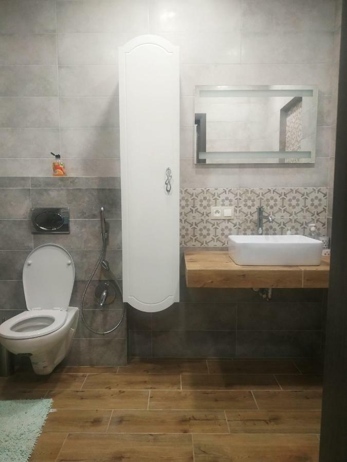 Семицвіт Apartment ลวีฟ ภายนอก รูปภาพ